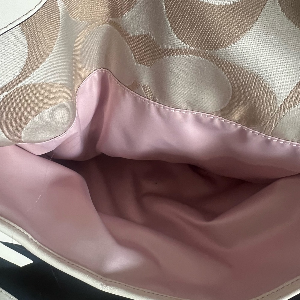 Coach Park Signature Duffle Bag F19740 - Picture 13 of 16